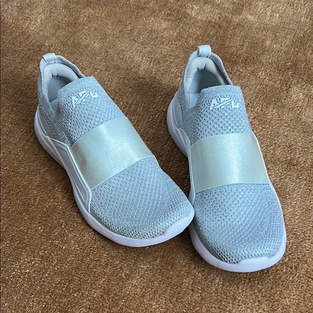 APL Summer Fridays Techloom Bliss Women’s Sneakers
